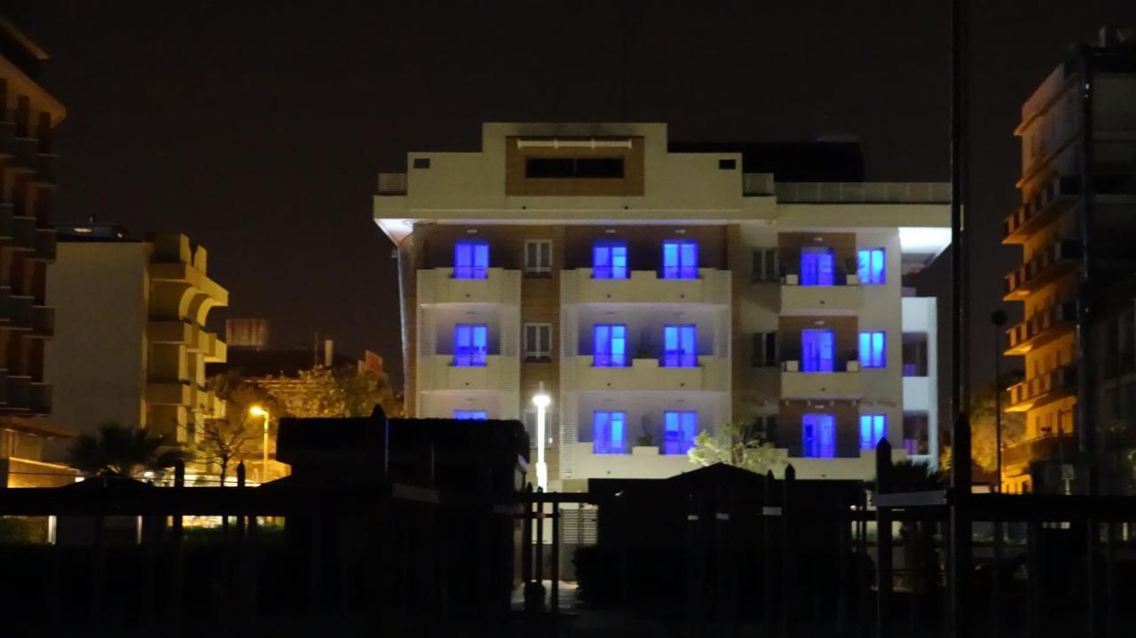 Hotel Record Riccione Exterior photo